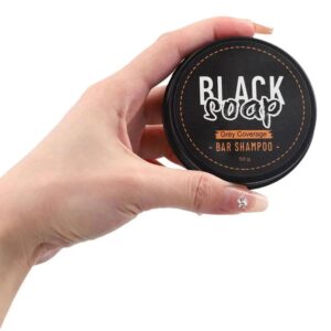 ¡Descubre el secreto para rejuvenecer tu cabello de forma natural! Nuestro jabón de henna especial combate las canas de manera efectiva en tan solo tres semanas. Con ingredientes naturales y nutritivos, este producto revolucionario te proporcionará un cabello más saludable y joven. ¡Dile adiós a las canas y luce un cabello radiante con nuestro jabón de henna!